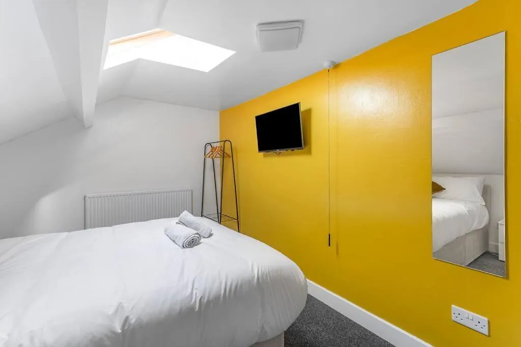 Jefferson 4 Bed, 5 Guests Villa Goole 0*,  Storbritannien